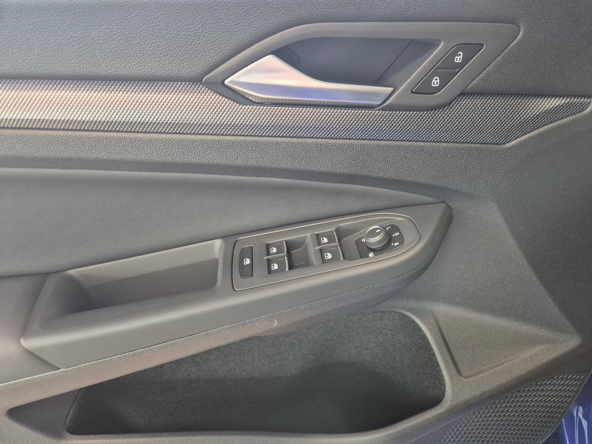 VW Golf 2.0 TSI R DSG 4 Motion-image-15