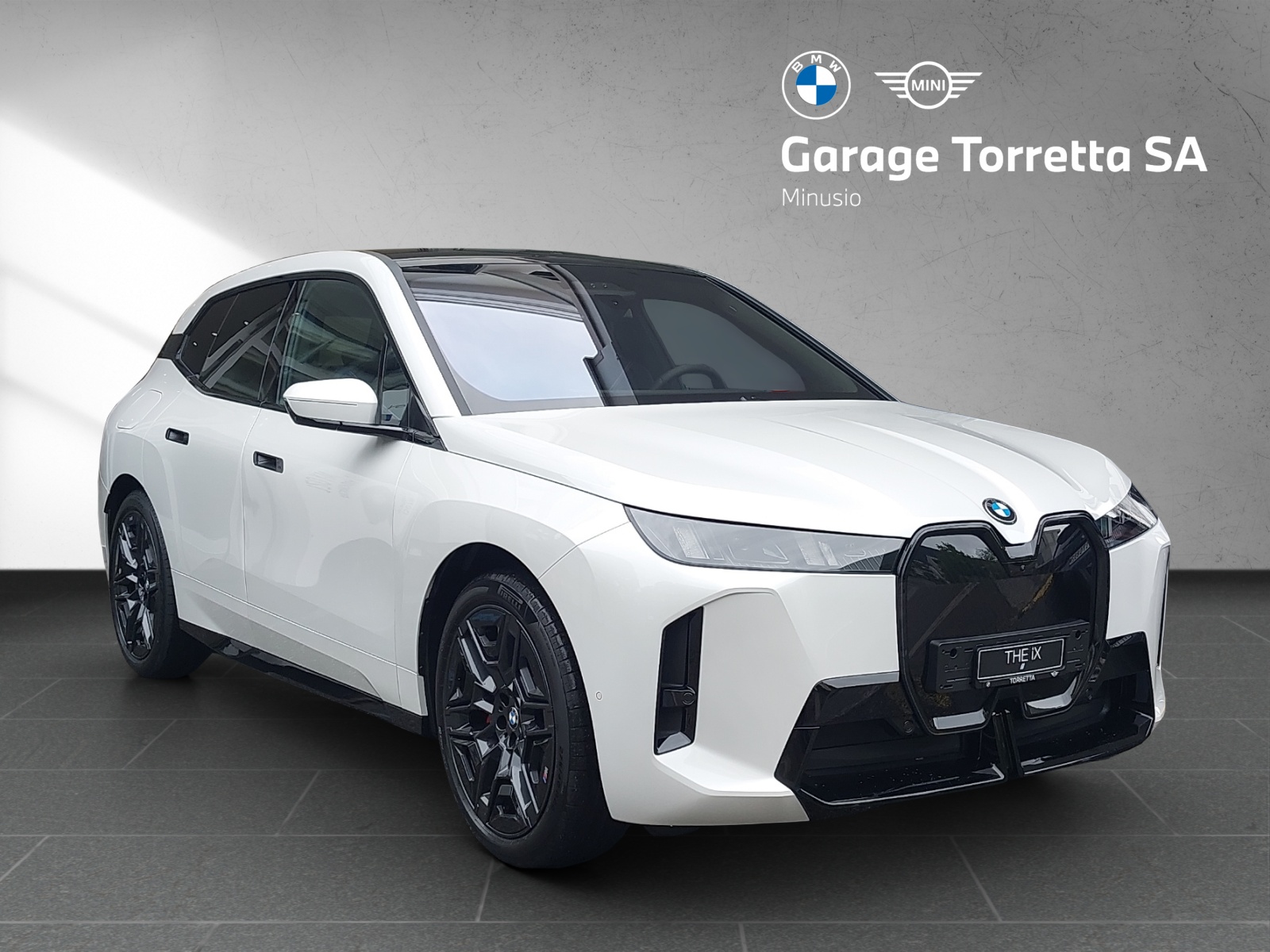 BMW iX xDrive60 M Sport Pro-image-6