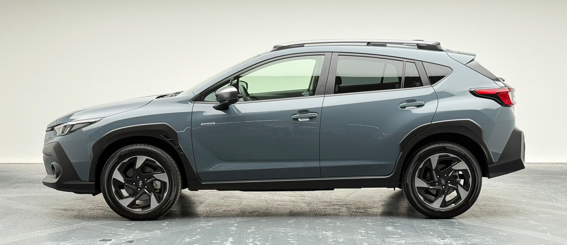 SUBARU Crosstrek 2.0i e-Boxer Luxury-image-3