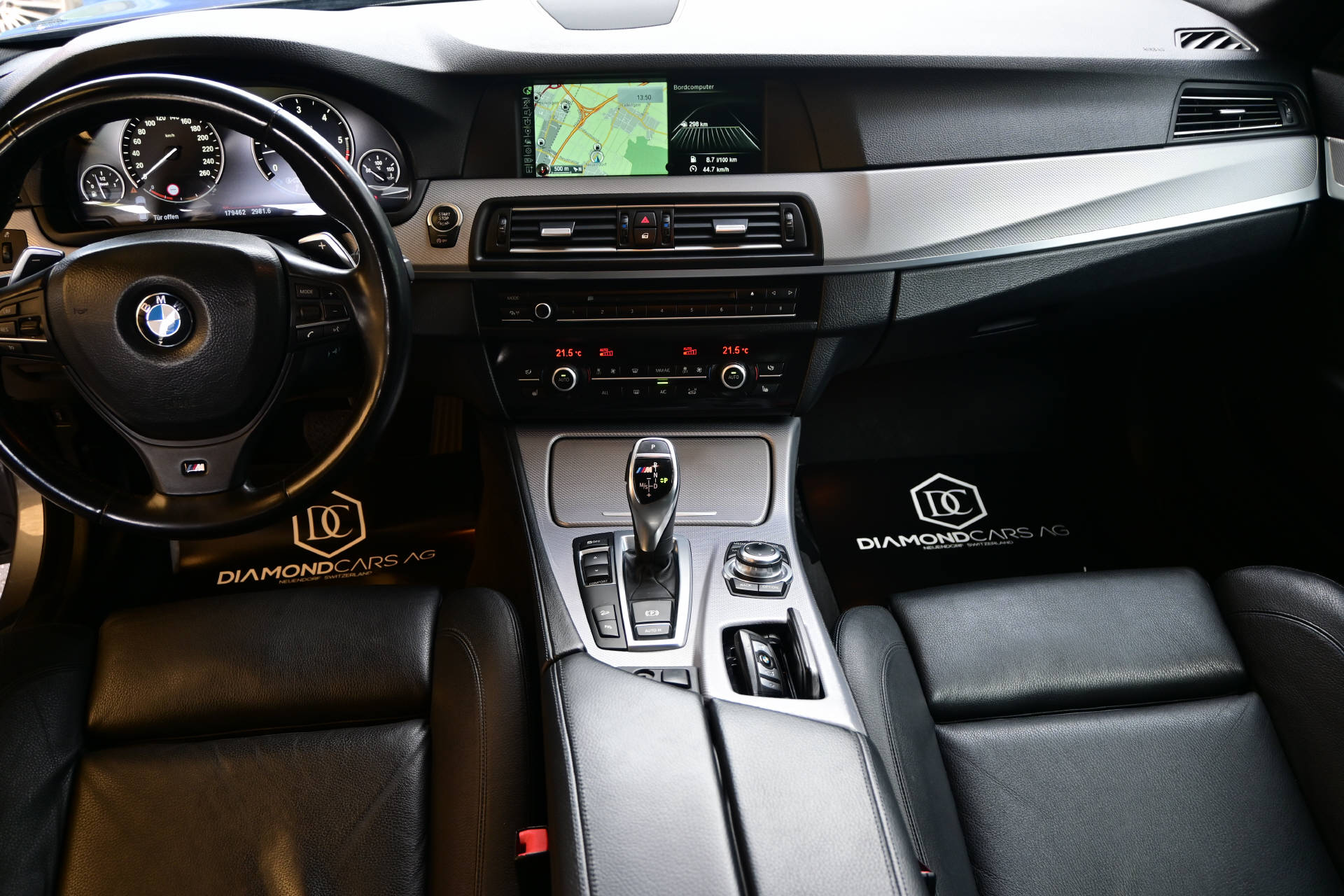 BMW M 550d xDrive Touring-image-11