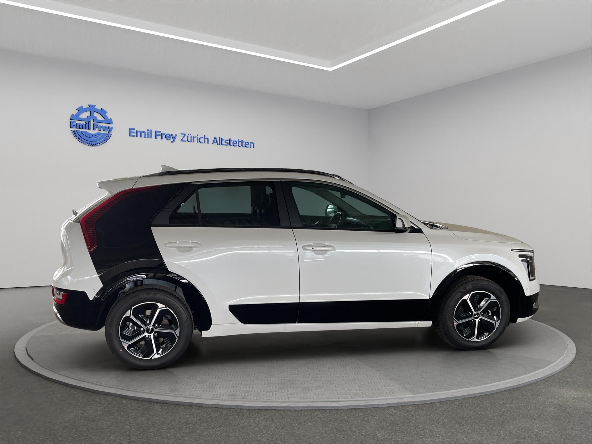 KIA Niro 1.6 GDi Plug-in Hybrid Style-image-3