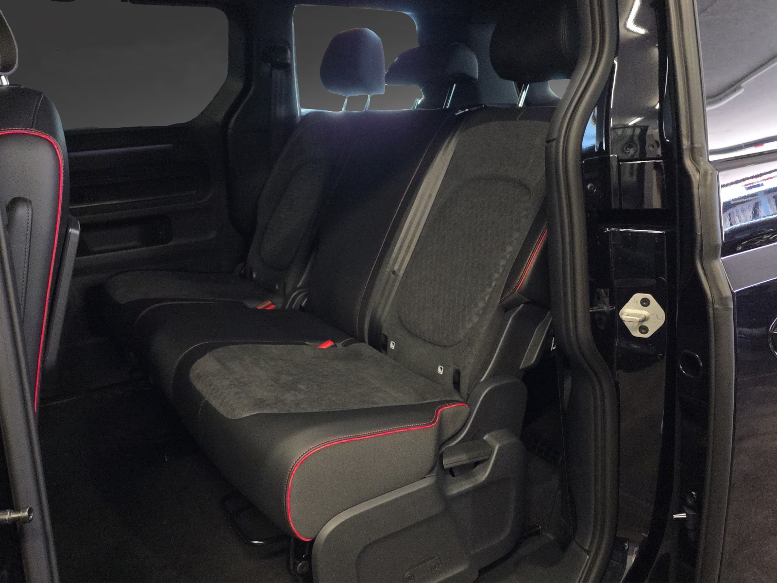 VW ID.Buzz NWB GTX 4 Motion-image-6
