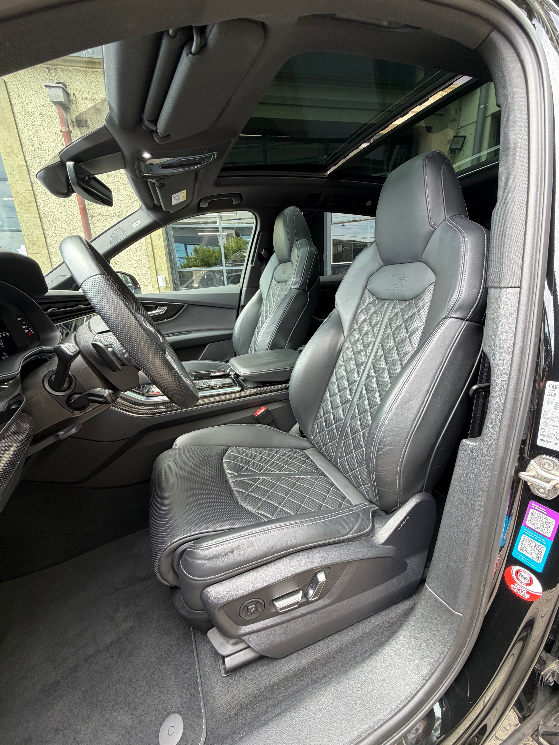 AUDI SQ7 TFSI quattro tiptronic-image-5