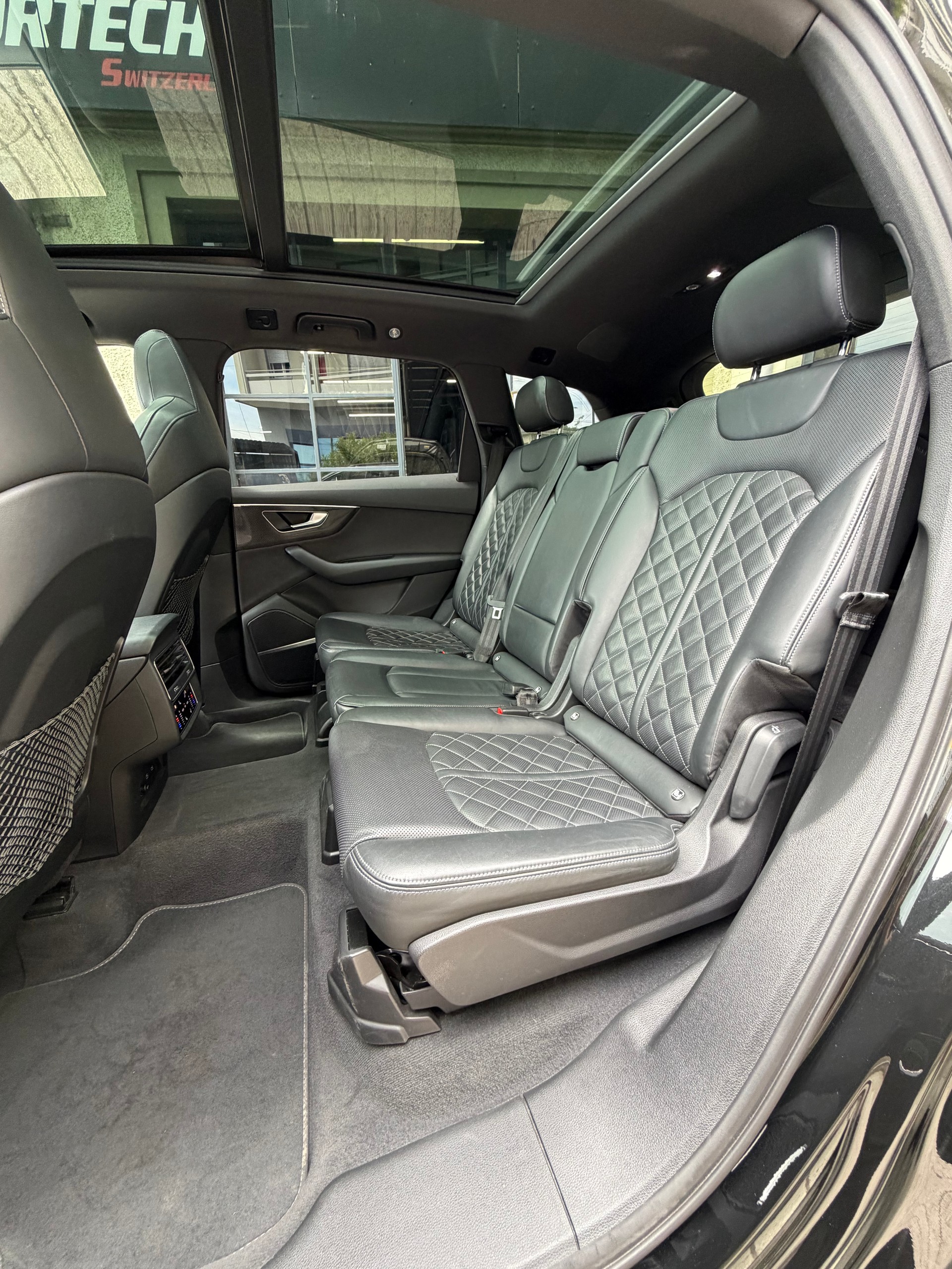 AUDI SQ7 TFSI quattro tiptronic-image-6