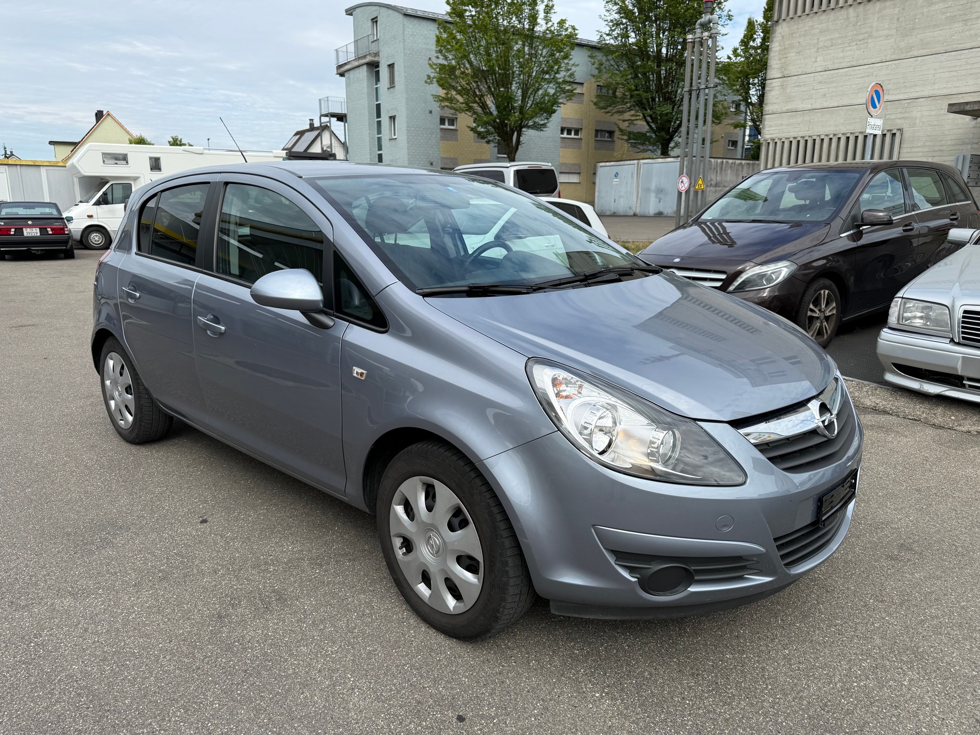 OPEL Corsa 1.4 TP Anniversary Automatic-image-2