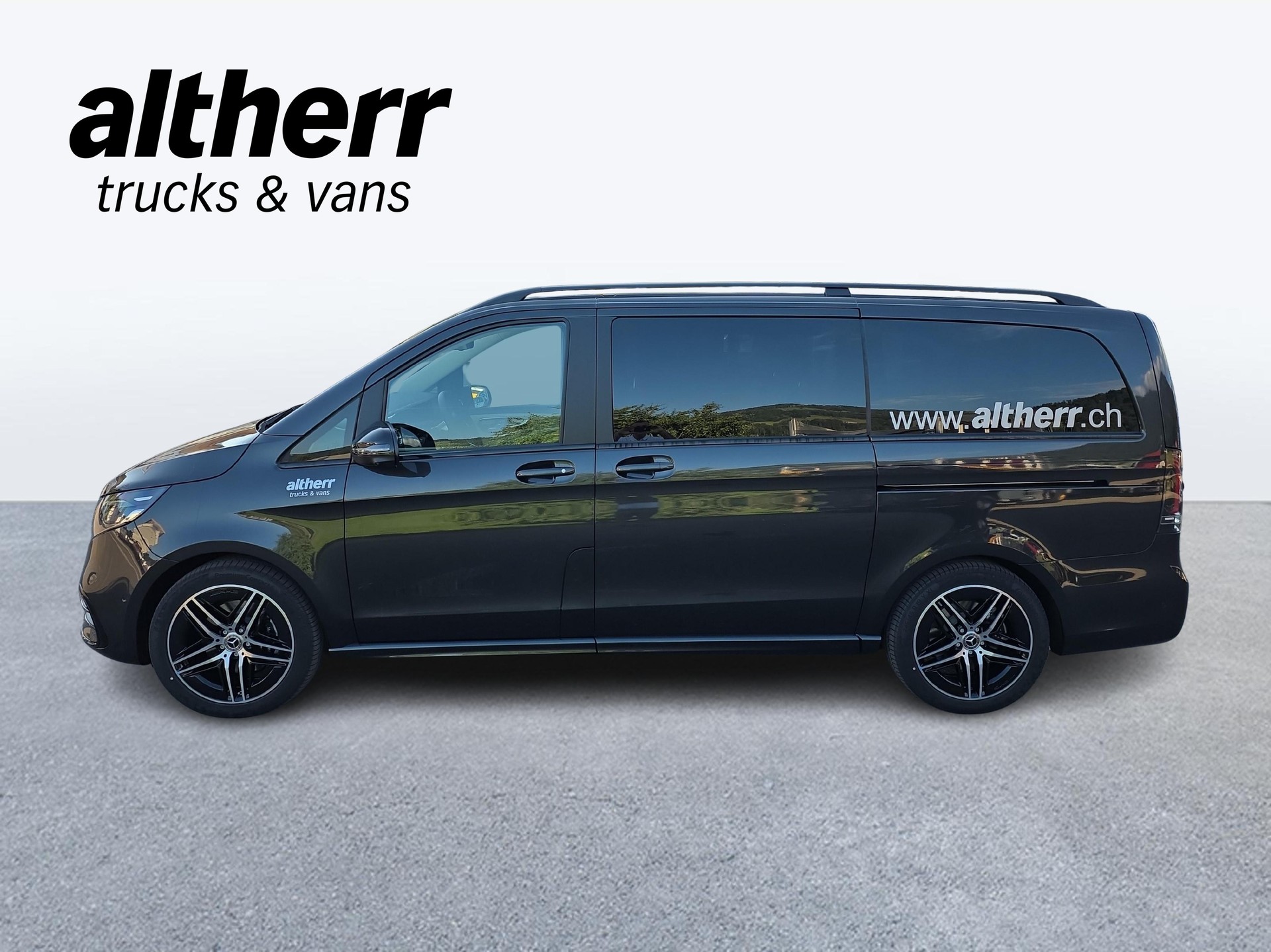MERCEDES-BENZ V 300d Swiss Edition L 4x4-showroom-element-1