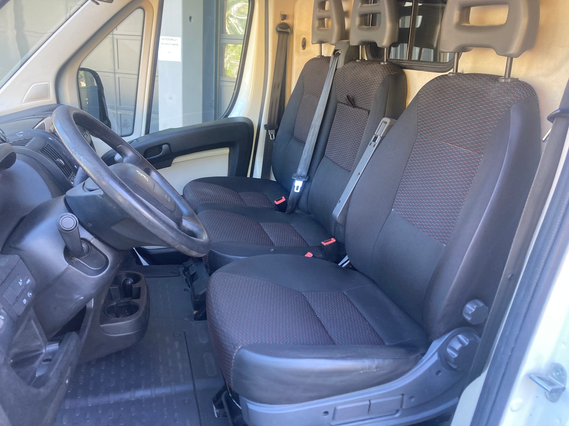 PEUGEOT Boxer 2.0 HDI L1H1-image-11