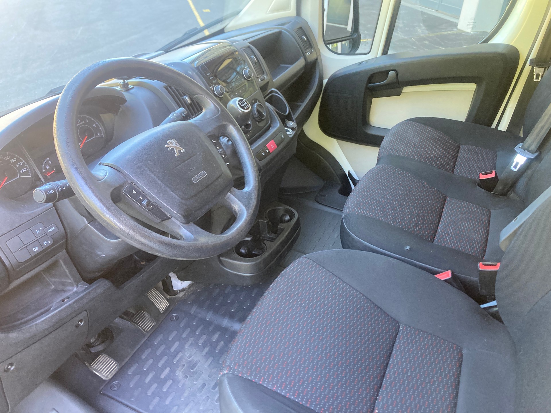 PEUGEOT Boxer 2.0 HDI L1H1-image-9