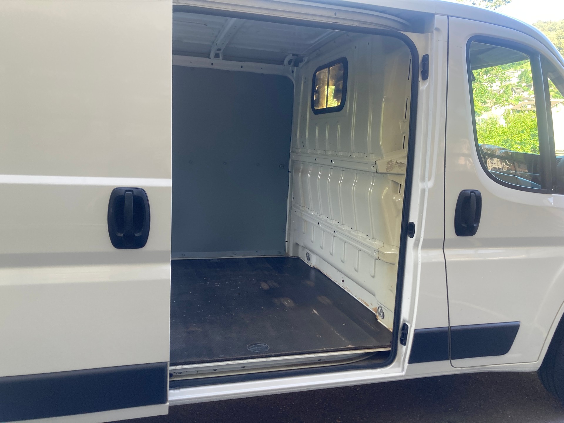 PEUGEOT Boxer 2.0 HDI L1H1-image-8