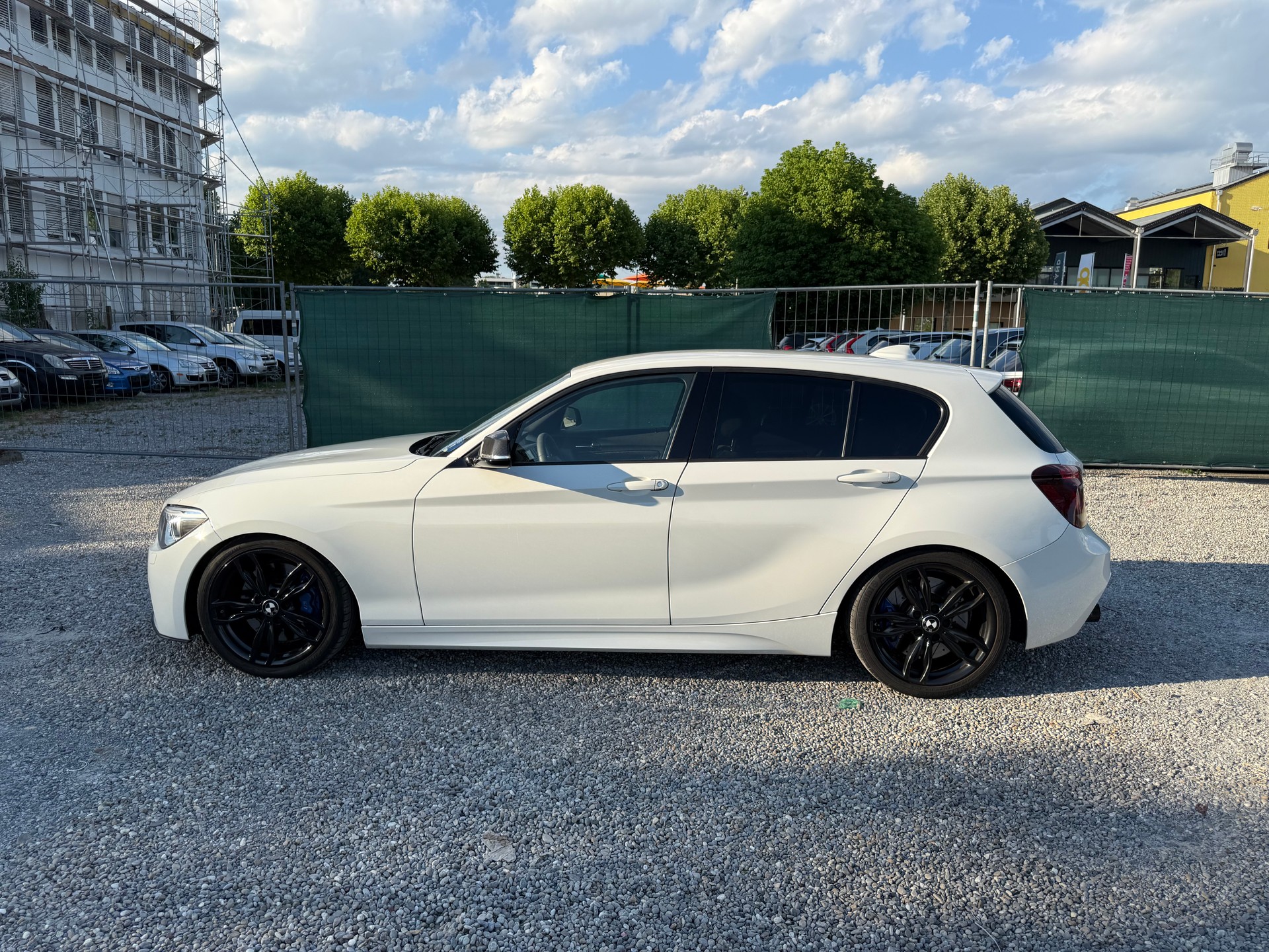 BMW M135i Steptronic M PERFORMANCE-image-13