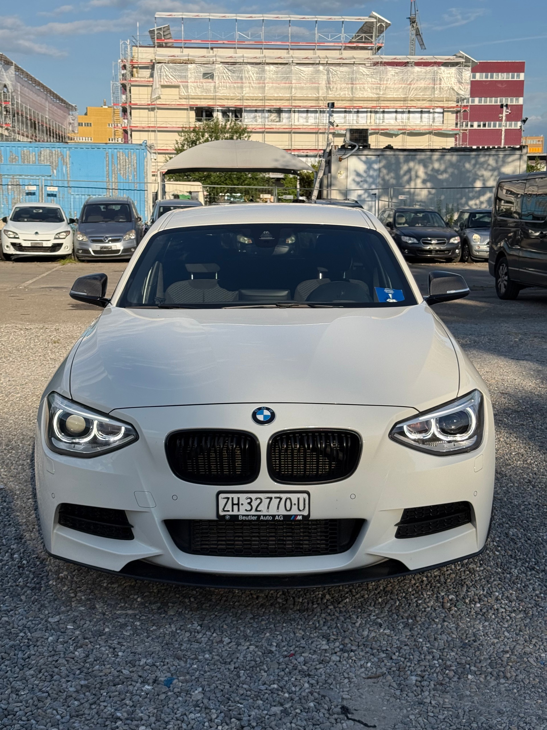 BMW M135i Steptronic M PERFORMANCE-image-0