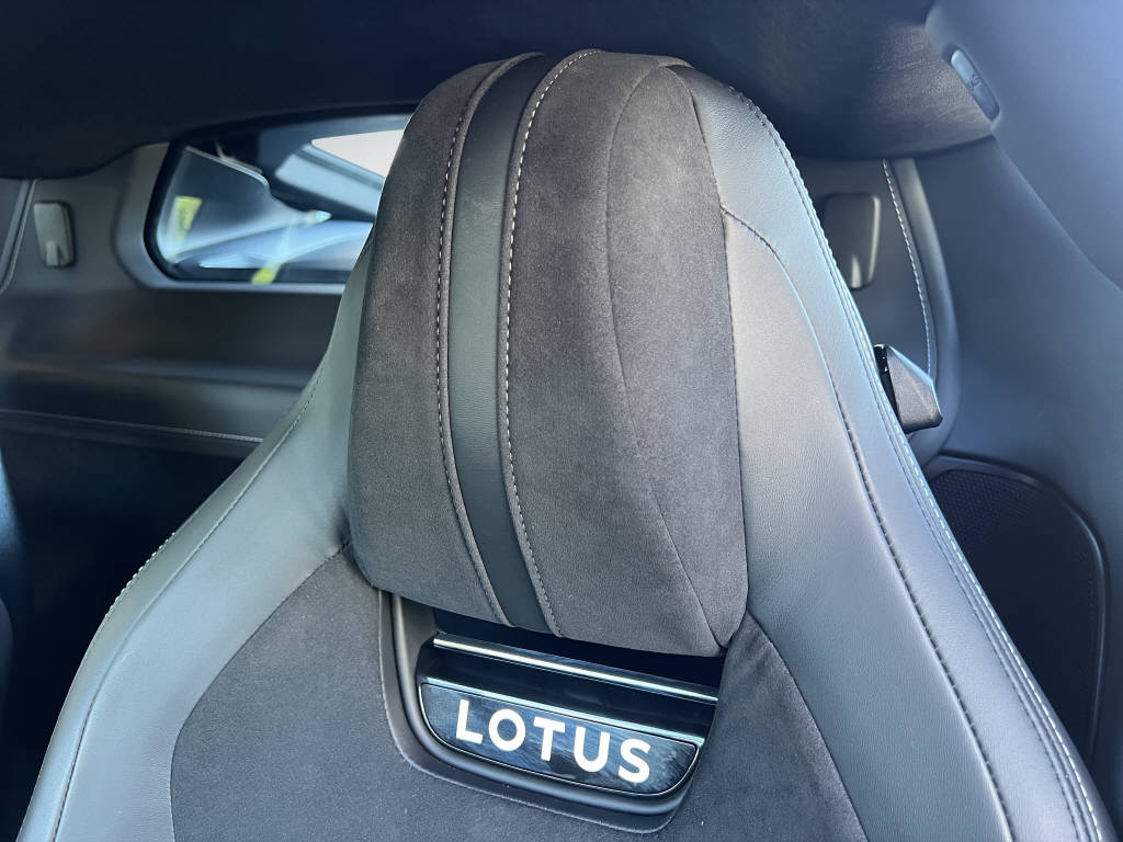 LOTUS Emira 2.0 I4 First Edition-image-14