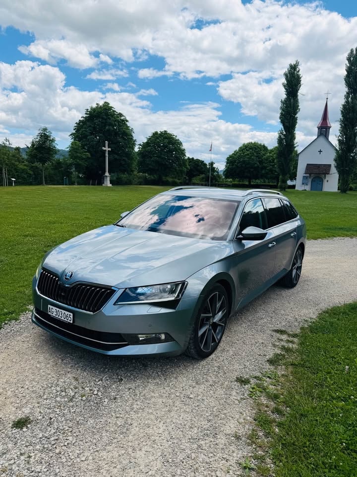 SKODA 2.0 TDI 190 Style DSG-image-0