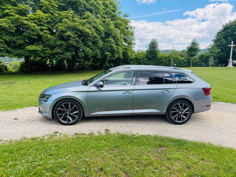 SKODA 2.0 TDI 190 Style DSG-image-1