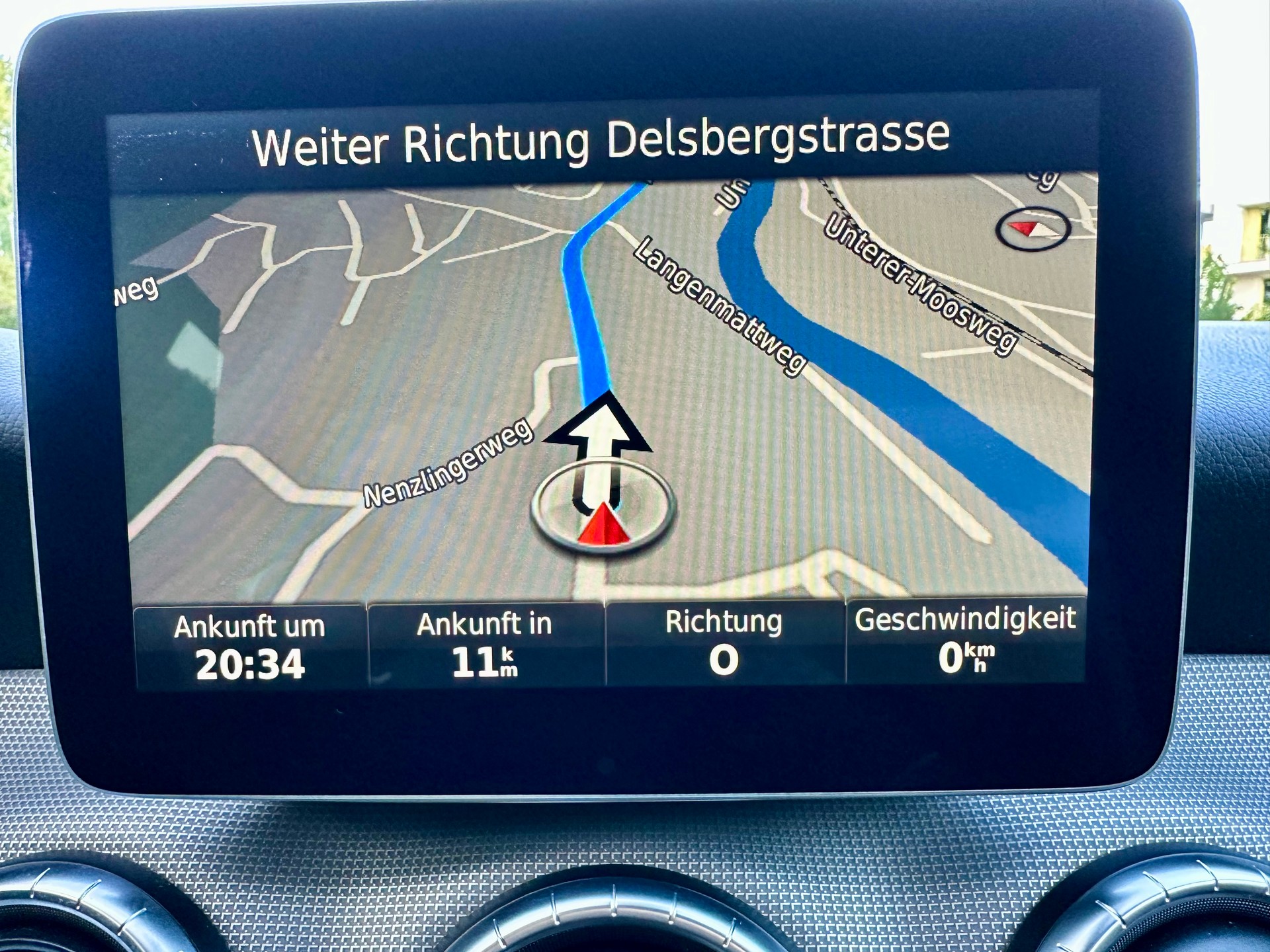 MERCEDES-BENZ CLA 200 d Night Star 7G-DCT-image-19