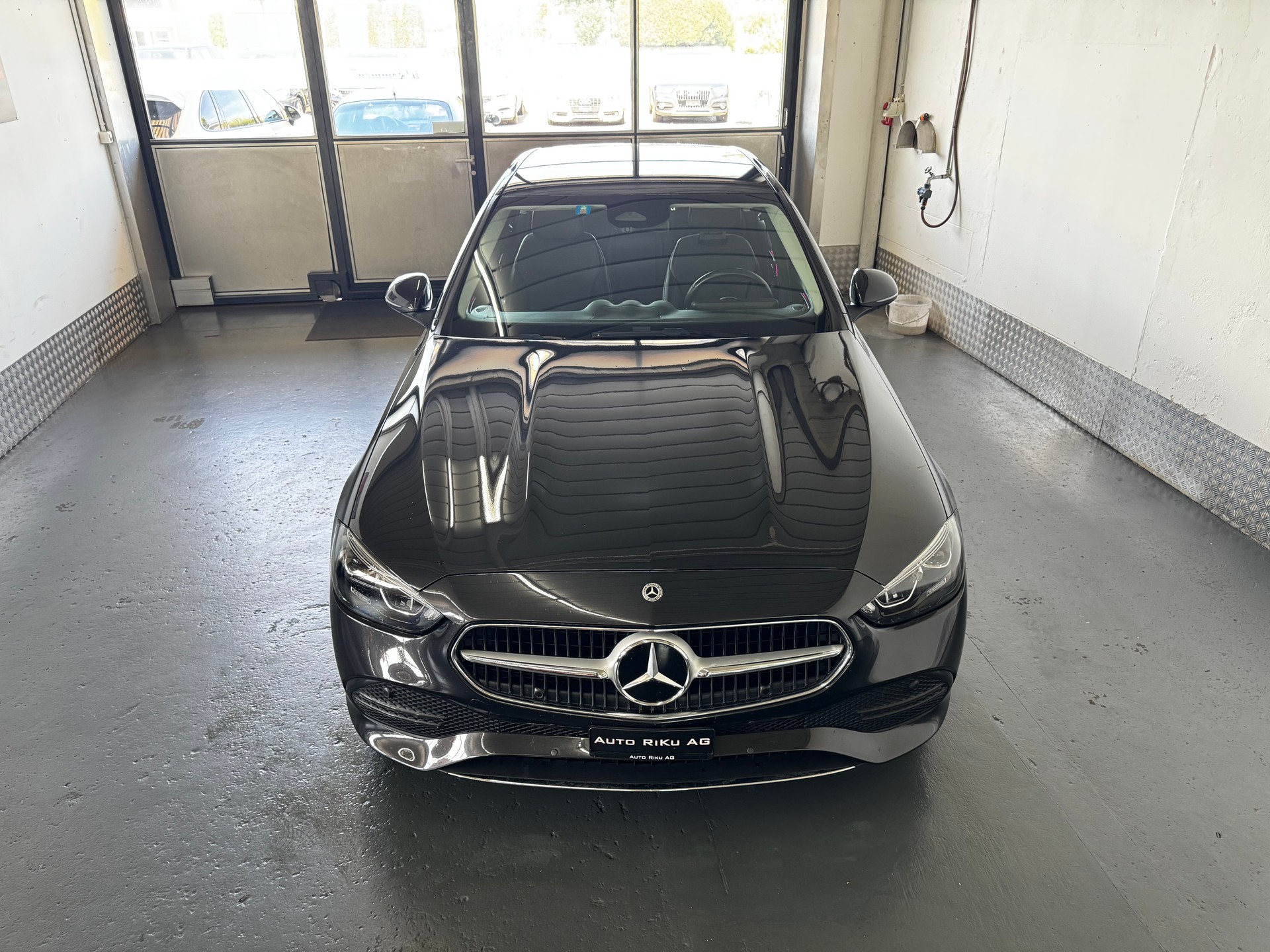 MERCEDES-BENZ C 180 Avantgarde-showroom-element-2