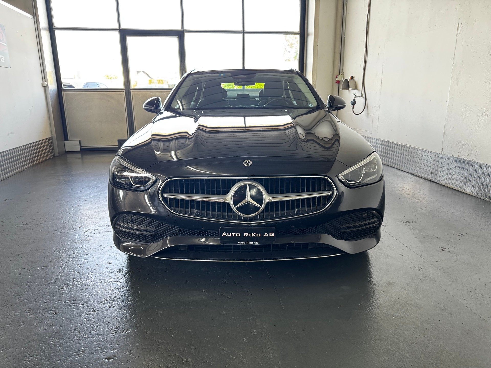MERCEDES-BENZ C 180 Avantgarde-showroom-element-3