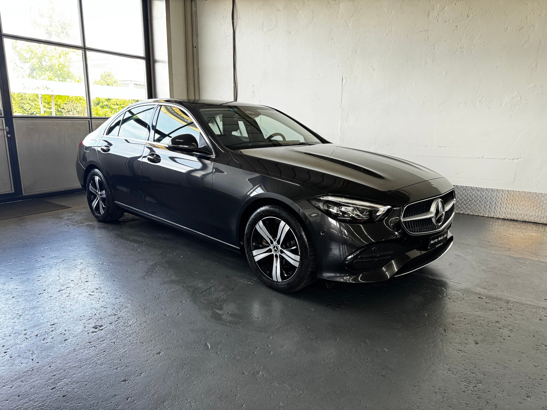 MERCEDES-BENZ C 180 Avantgarde-showroom-element-1