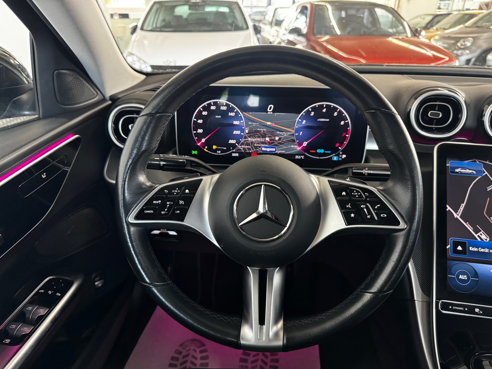 MERCEDES-BENZ C 180 Avantgarde-image-16