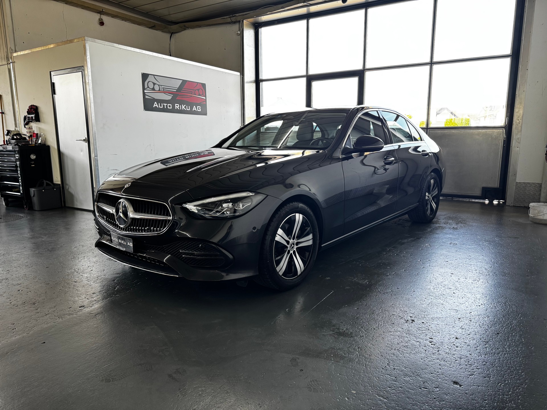 MERCEDES-BENZ C 180 Avantgarde-image-6