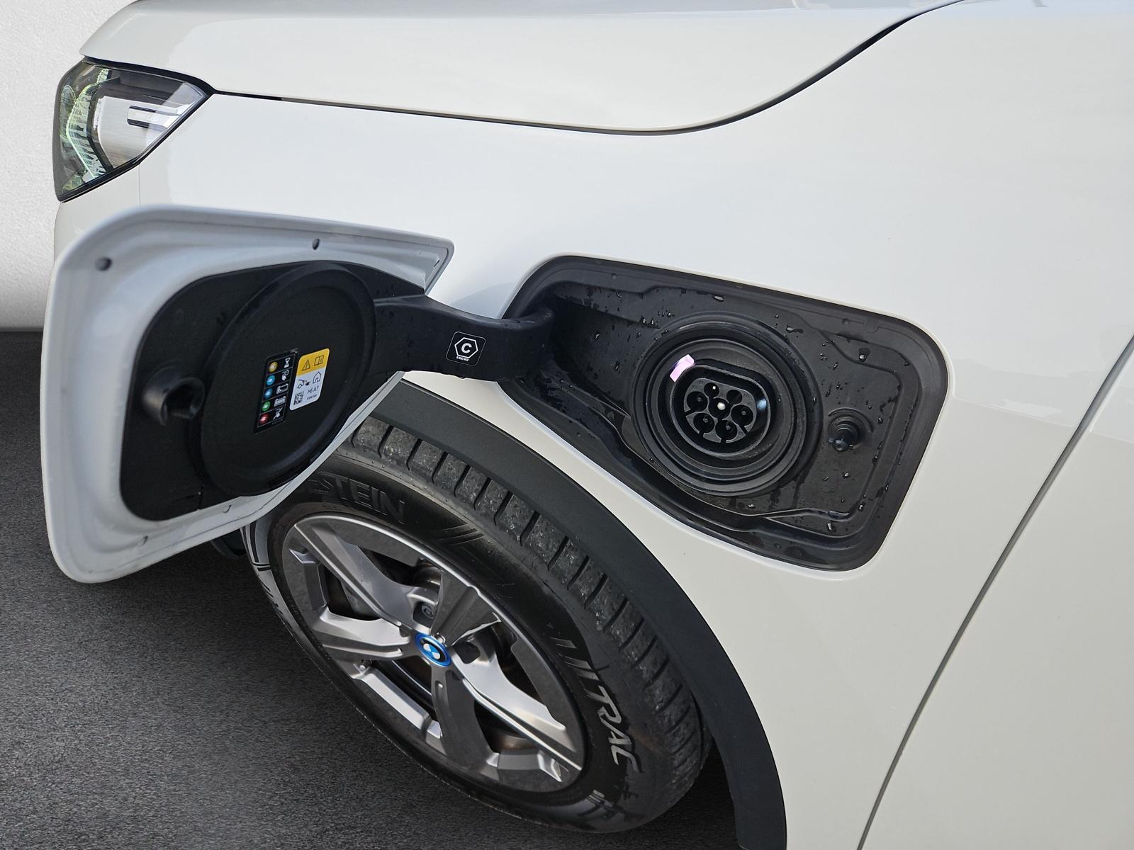 BMW X1 30e xDrive U11 (CH) AHK 1.8T-image-20