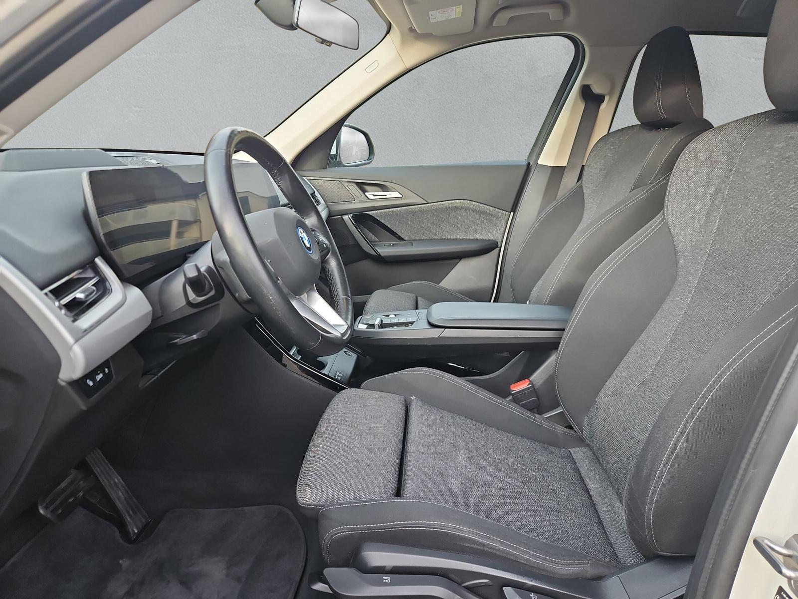 BMW X1 30e xDrive U11 (CH) AHK 1.8T-image-10