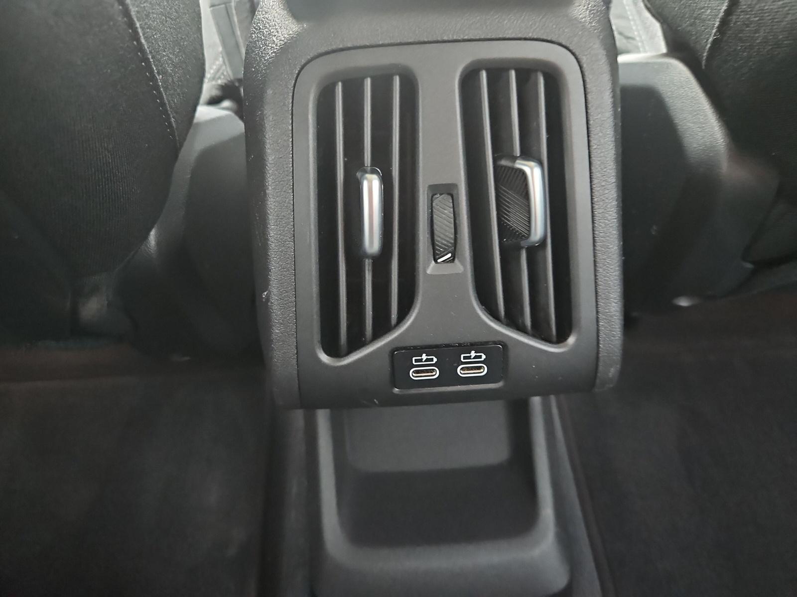 BMW X1 30e xDrive U11 (CH) AHK 1.8T-image-19