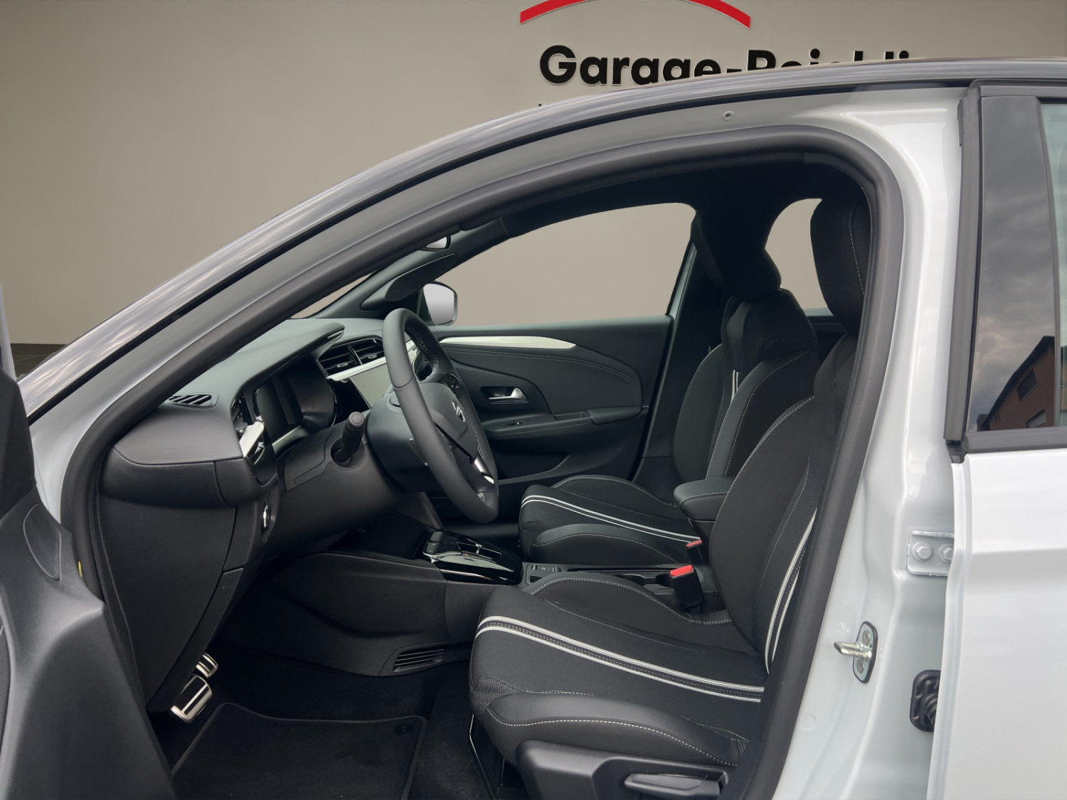 OPEL Corsa 1.2 T Hybrid Viva-image-8