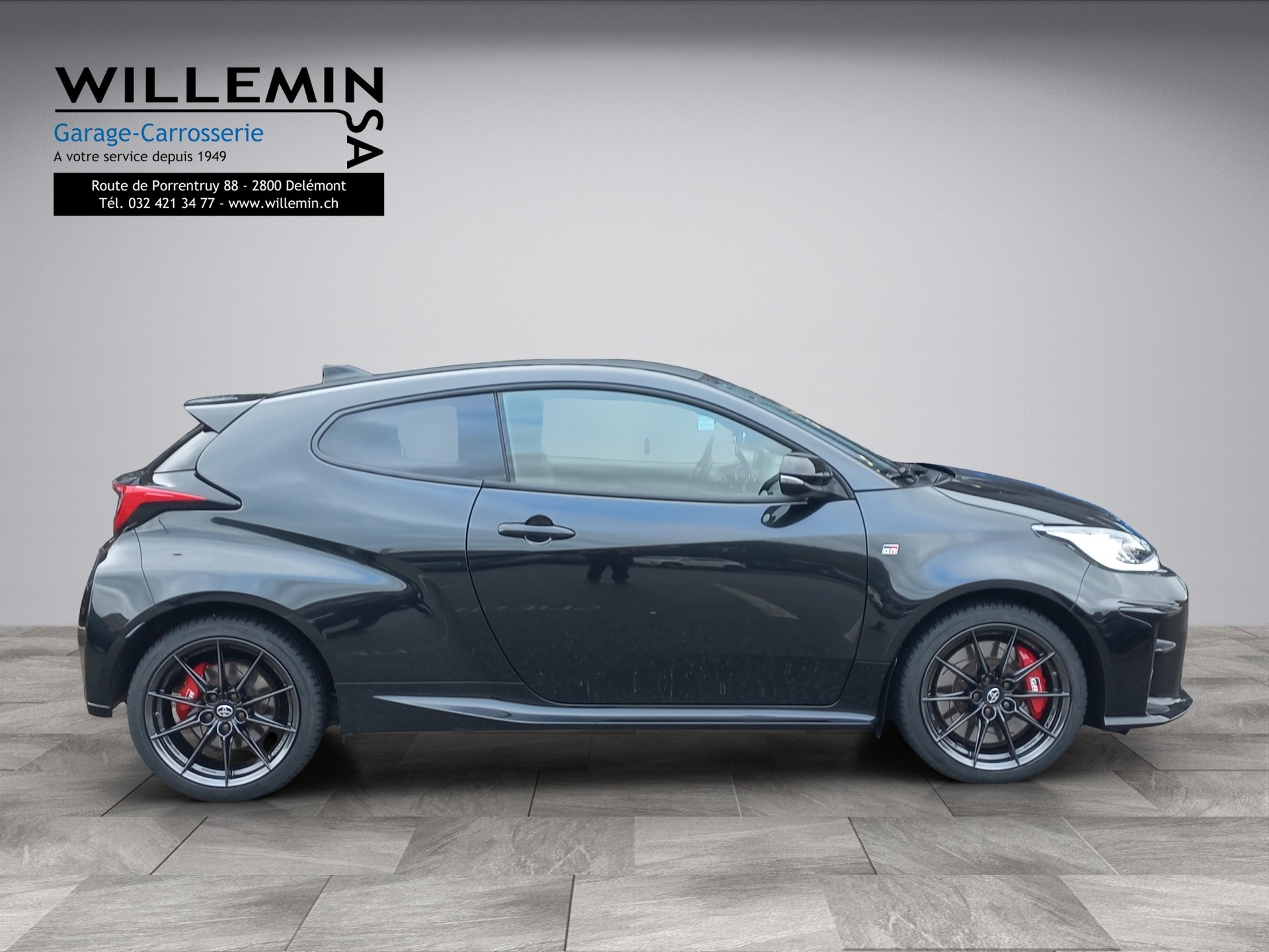 TOYOTA Yaris 1.6 GR Sport-image-2