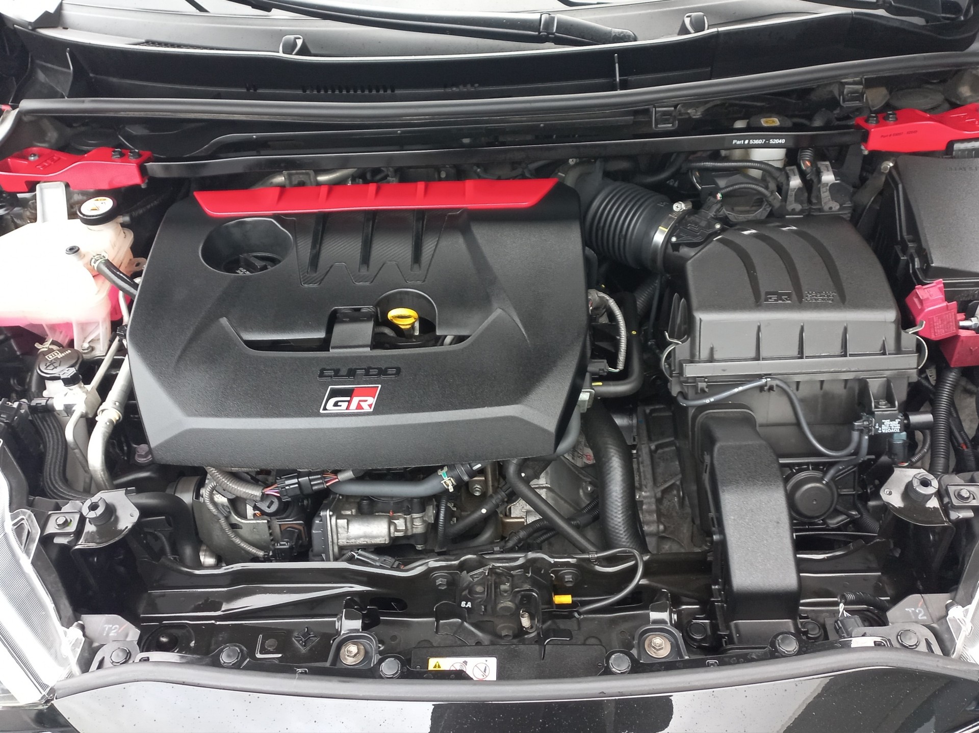 TOYOTA Yaris 1.6 GR Sport-image-13