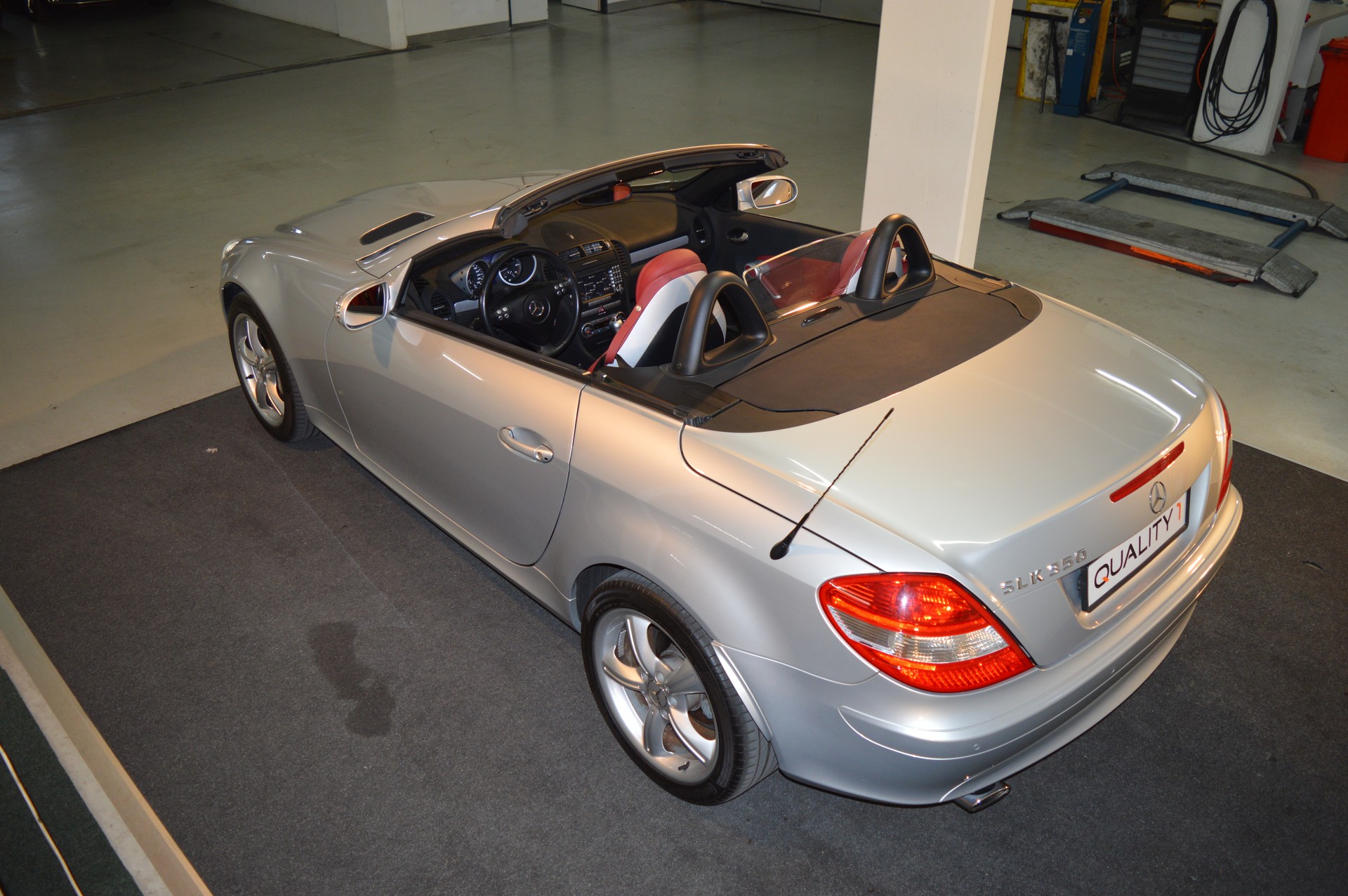 MERCEDES-BENZ SLK 350-image-14