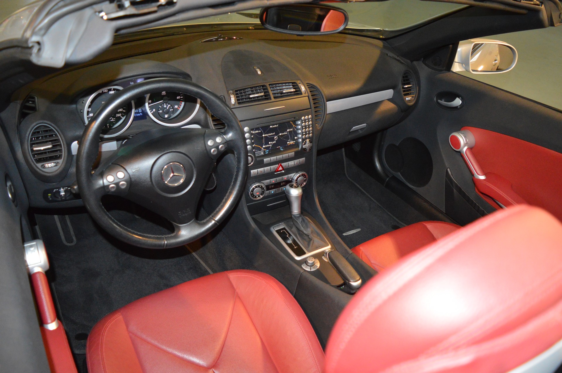 MERCEDES-BENZ SLK 350-image-6