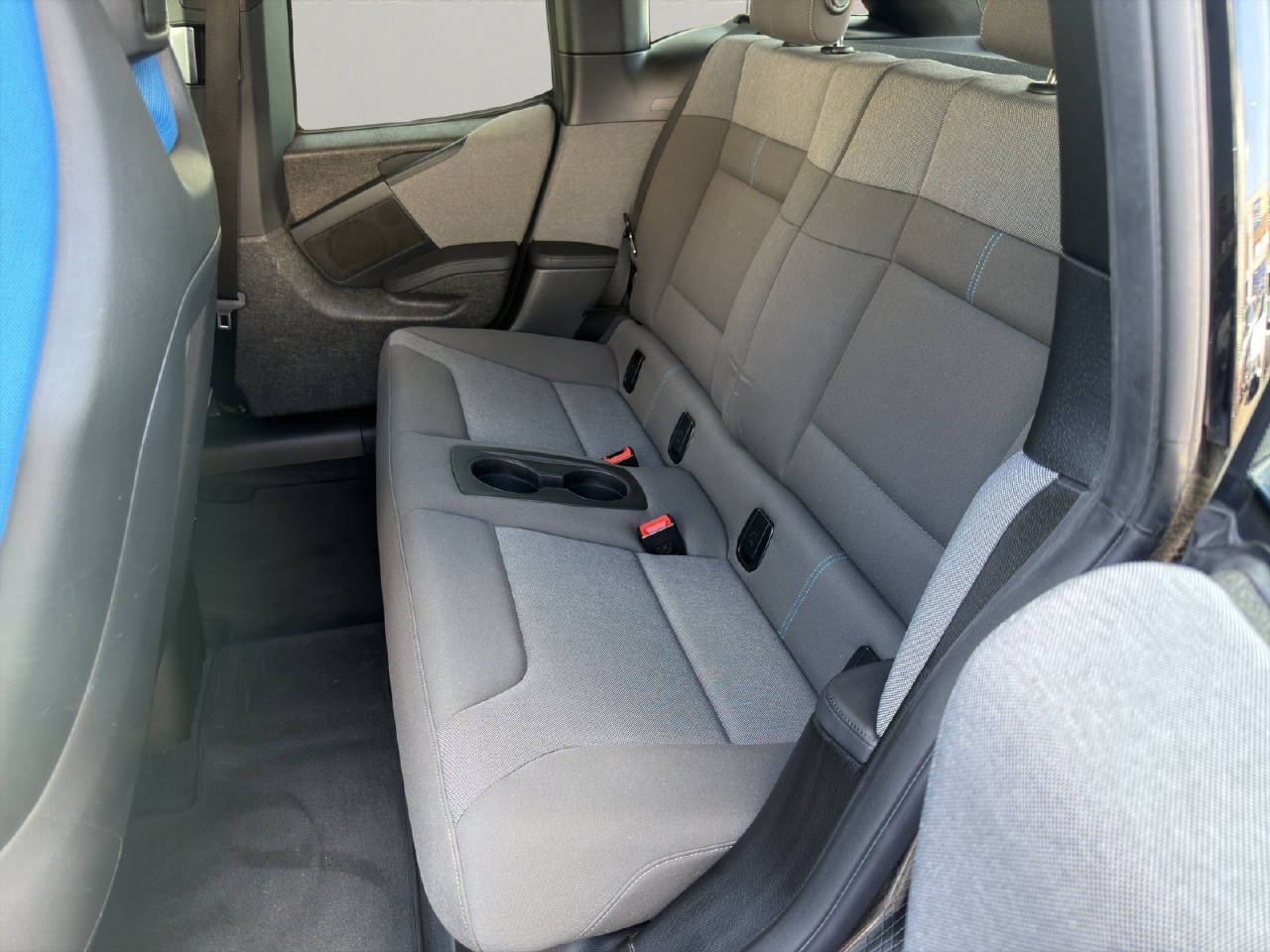 BMW i3 120 Ah-image-10