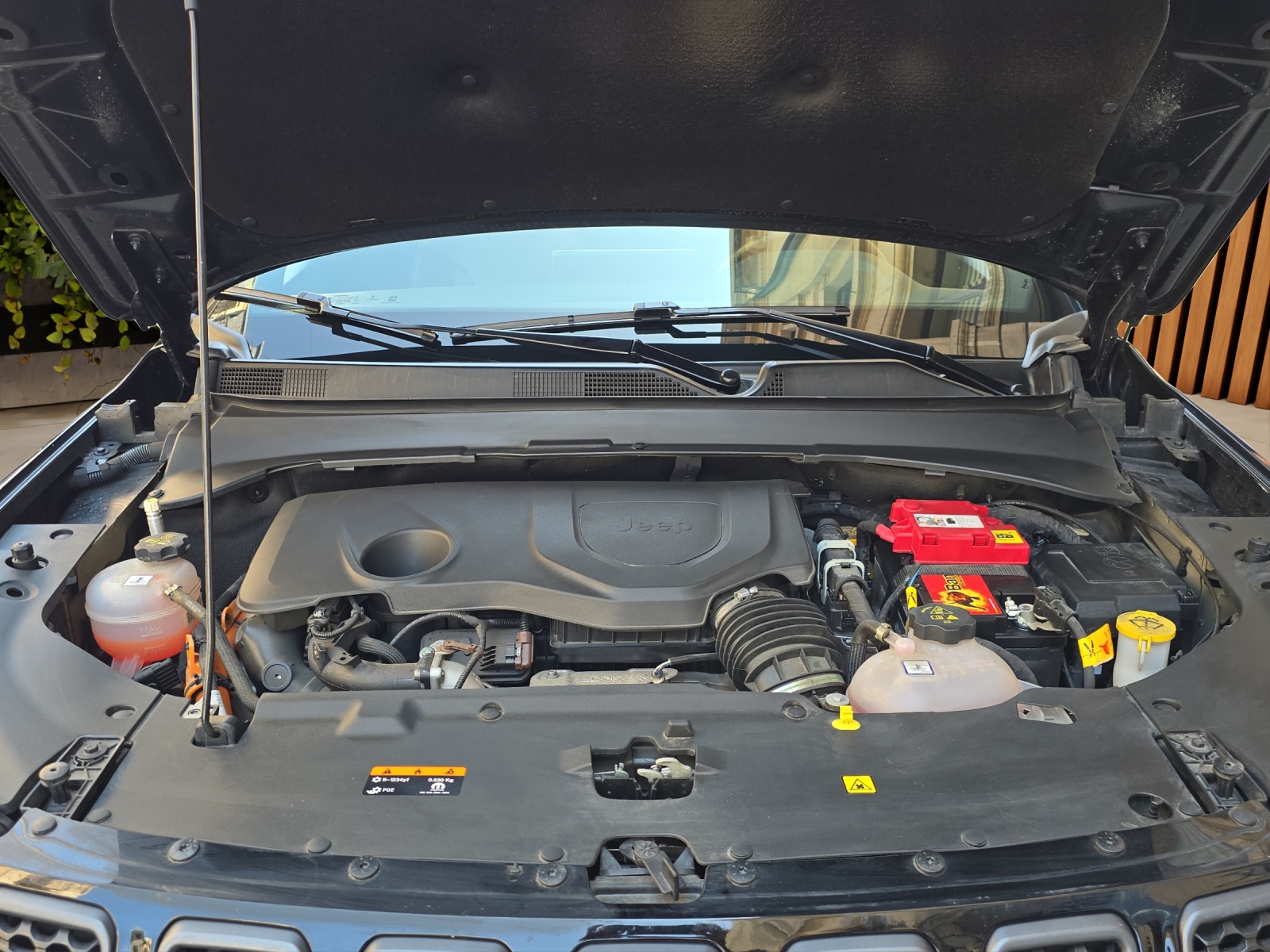 JEEP Compass 1.3 T PHEV S AWD-image-18