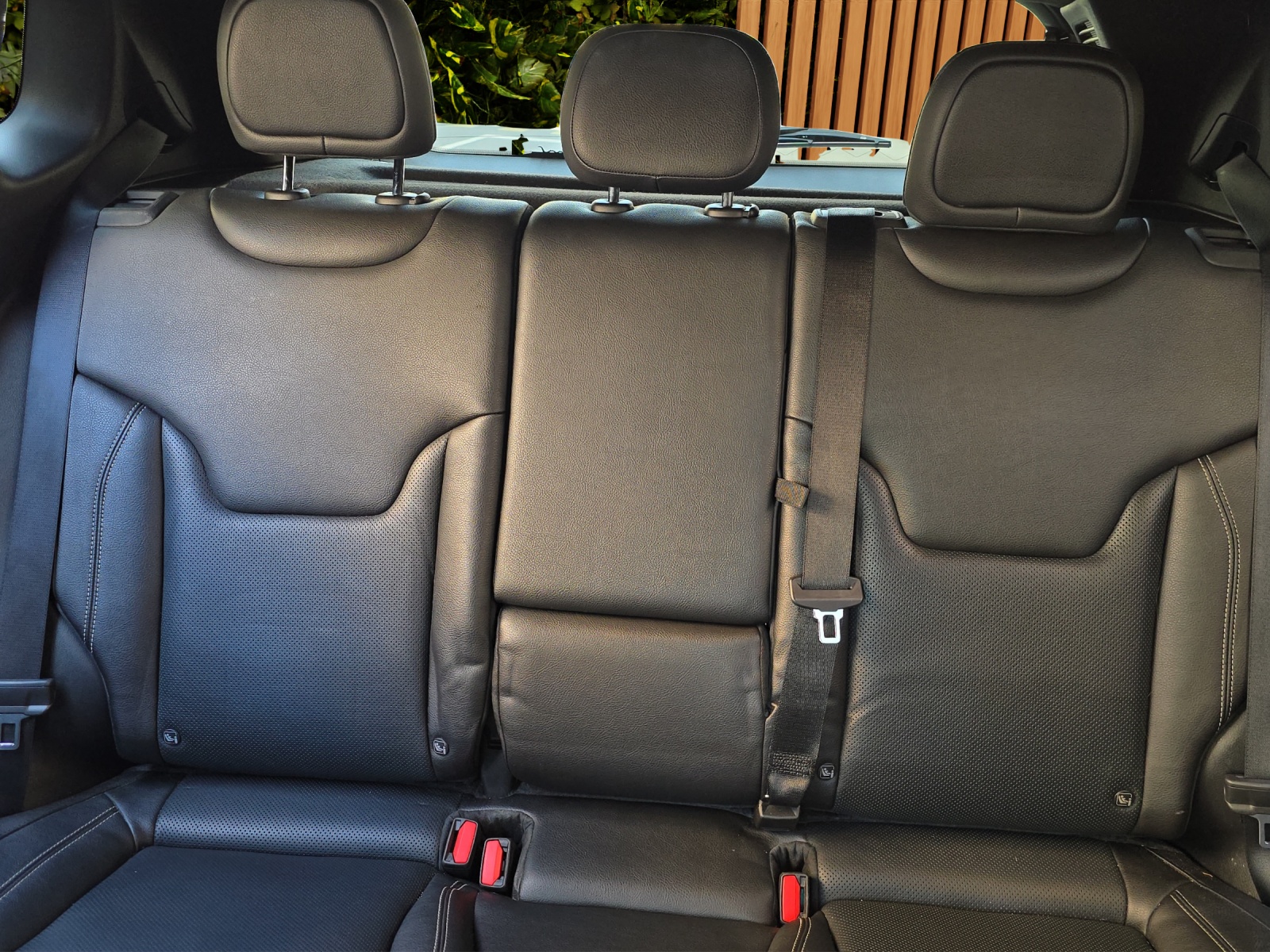 JEEP Compass 1.3 T PHEV S AWD-image-11