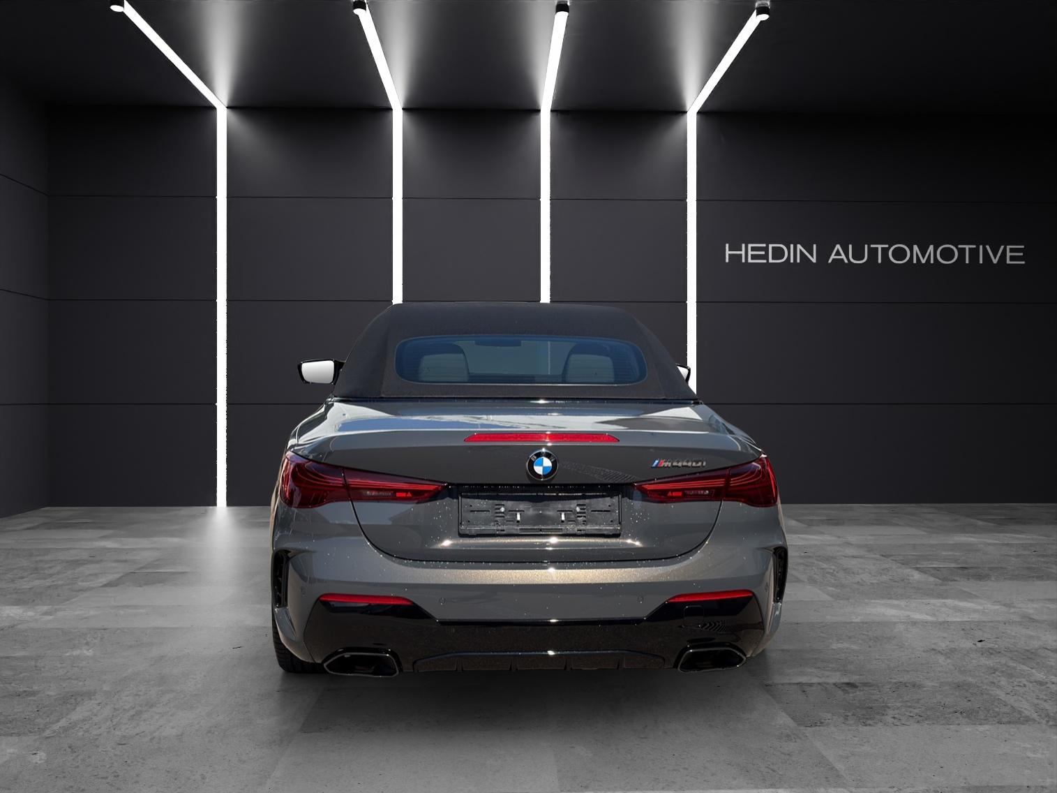 BMW M440i xDrive Cabrio-image-4