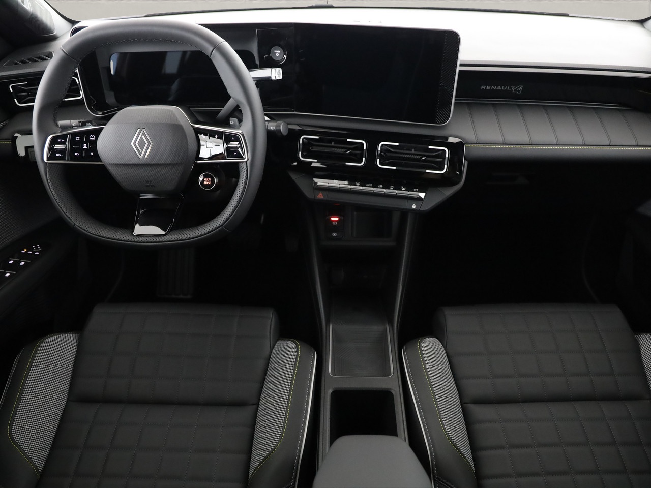 RENAULT R4 E-Tech Comfort Range iconic-image-4