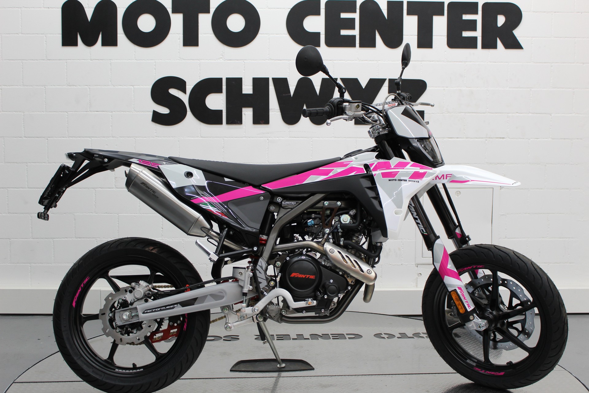 FANTIC XMF 125 PERFORMANCE
