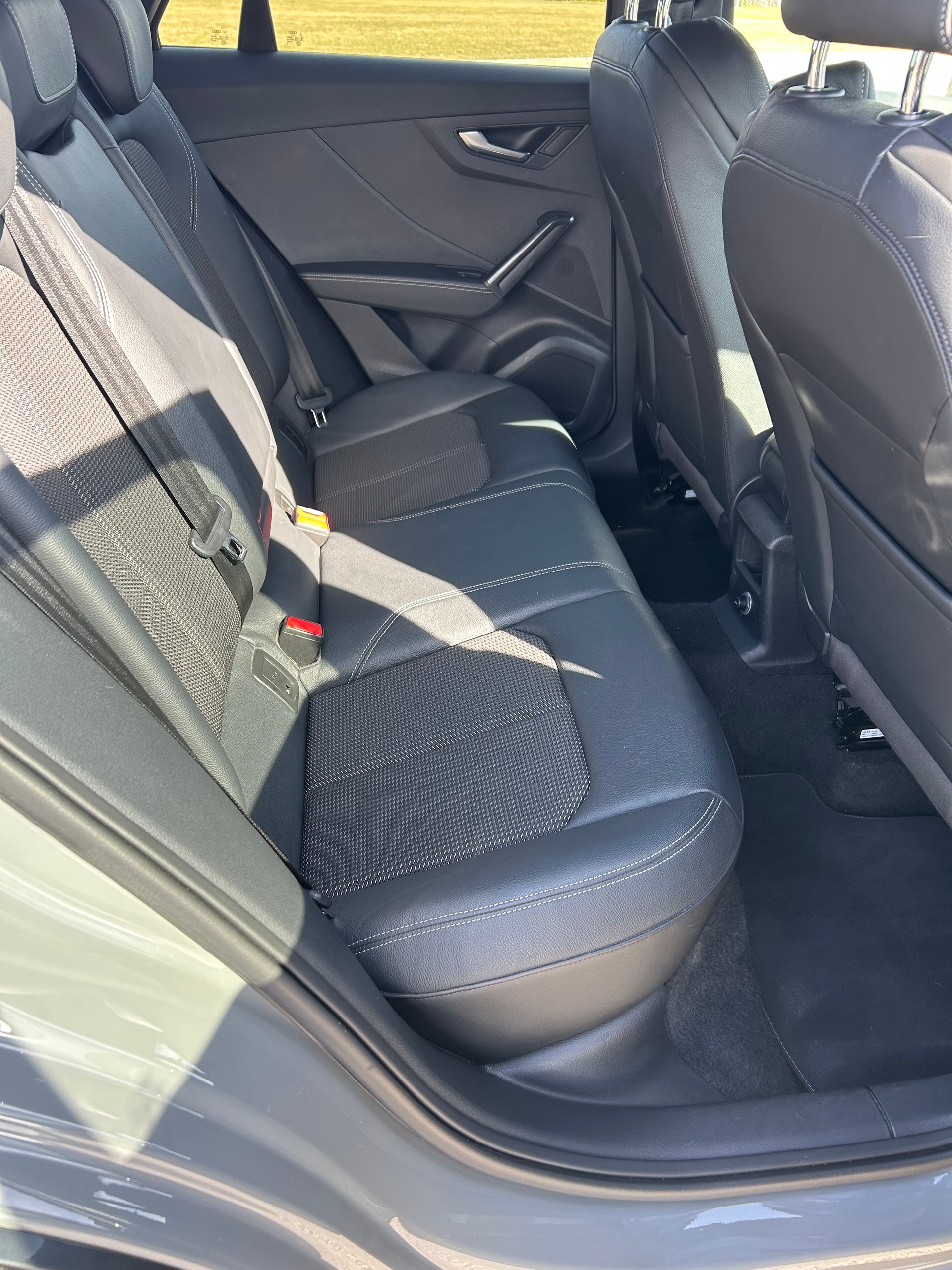 AUDI Audi Q2 2.0 TFSI quattro S-line (190 ch) – Gris Quantum-image-2