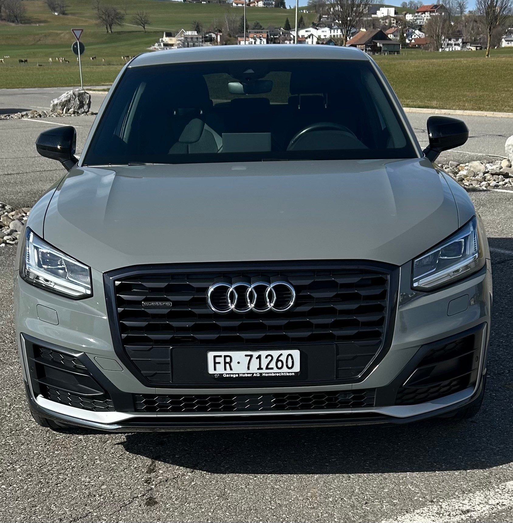 AUDI Audi Q2 2.0 TFSI quattro S-line (190 ch) – Gris Quantum-image-1