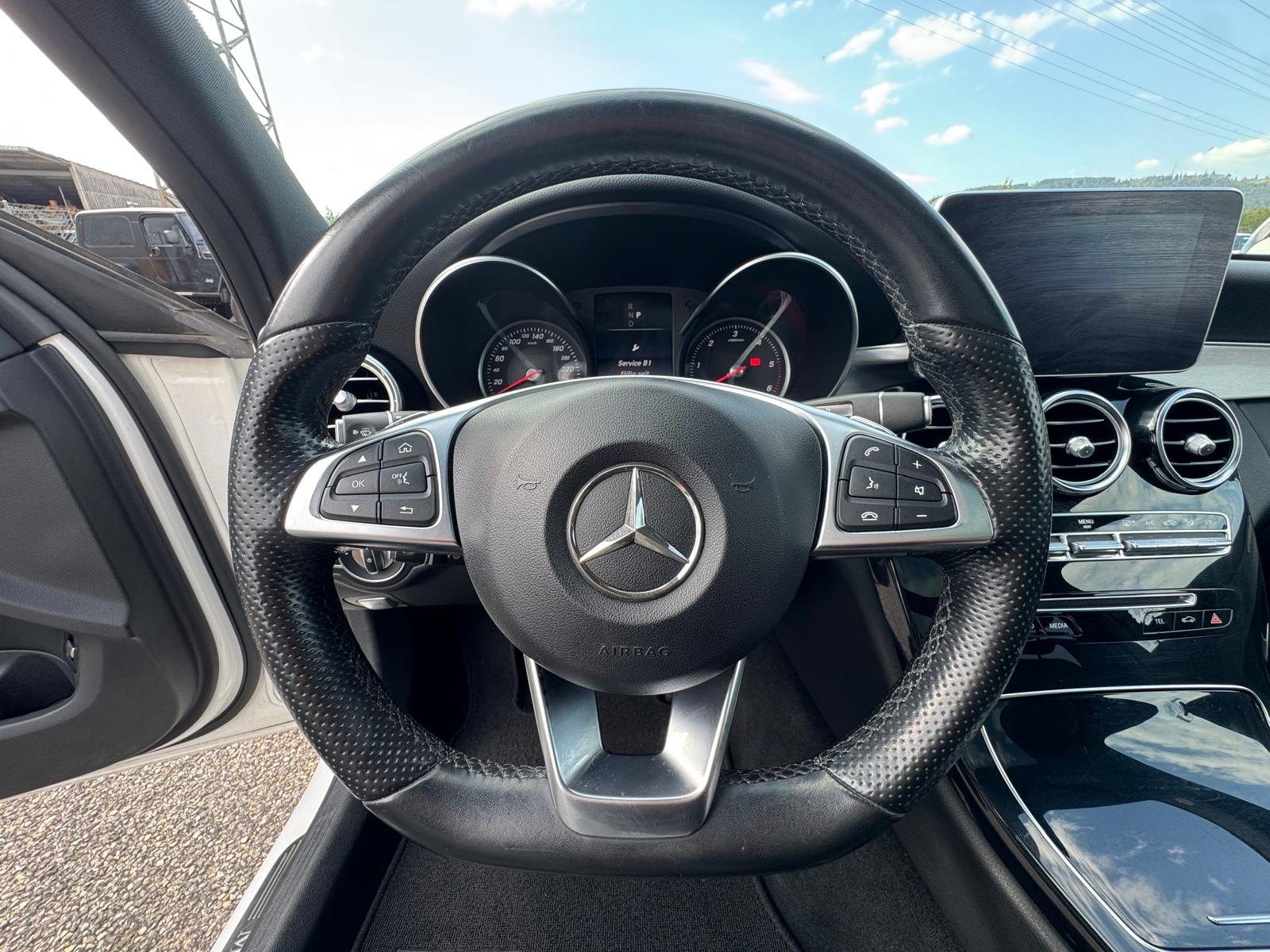 MERCEDES-BENZ C 220 d Exclusive 9G-Tronic-image-6