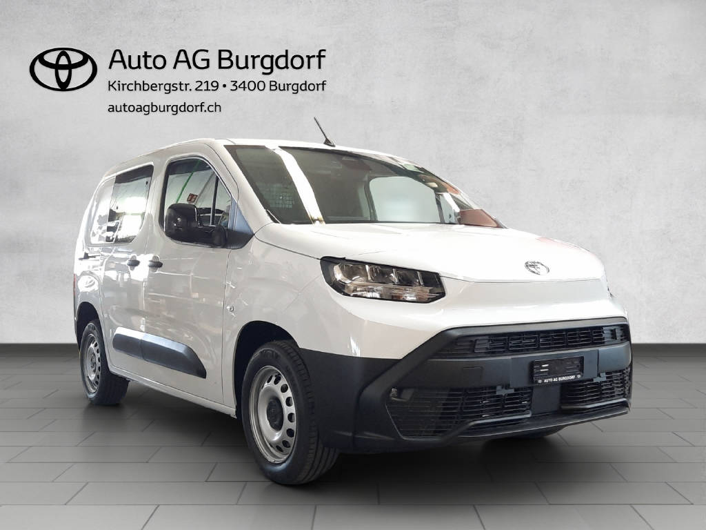 TOYOTA PROACE CITY Van L1 1.2 Active-image-0
