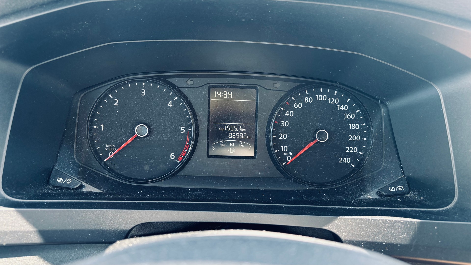 VW 2.0 TDI 102 Entry-image-10