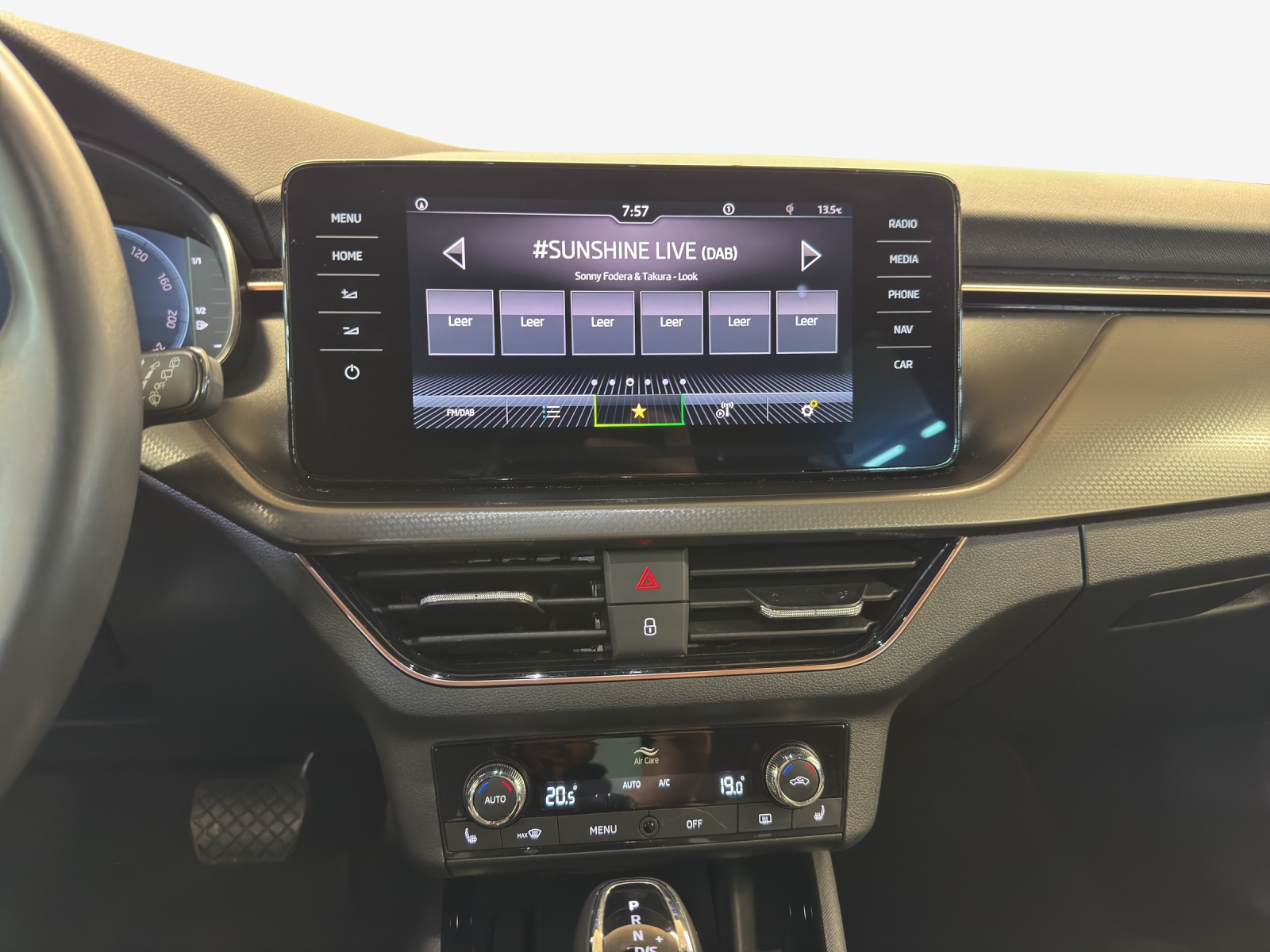 SKODA Kamiq 1.5 TSI ACT Style DSG-image-10