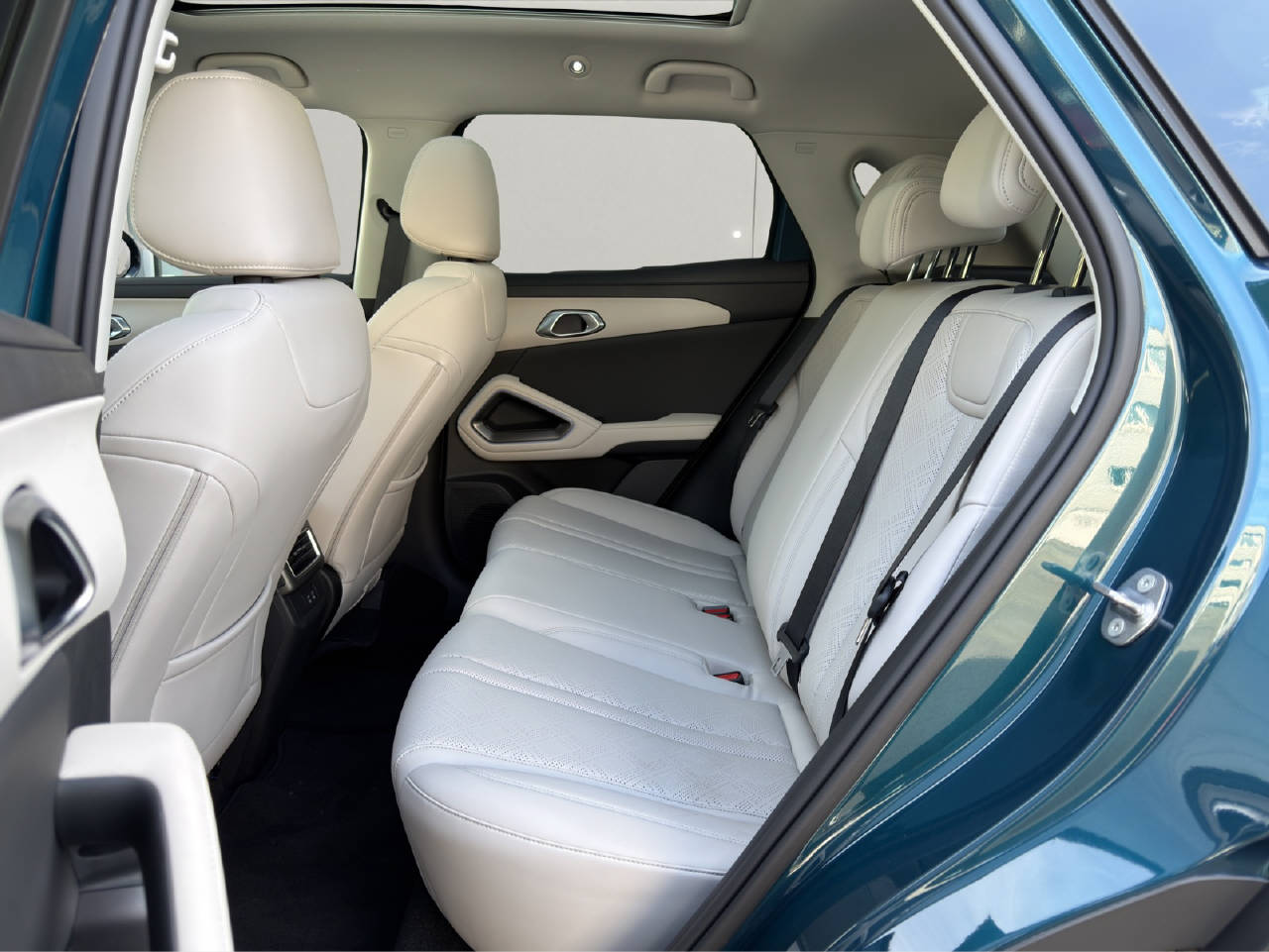 BYD Atto 2 DM-i Boost-image-9