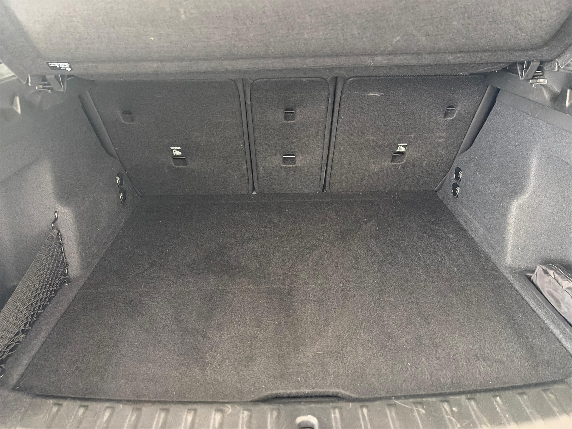 BMW X1 xDrive 23i-image-12