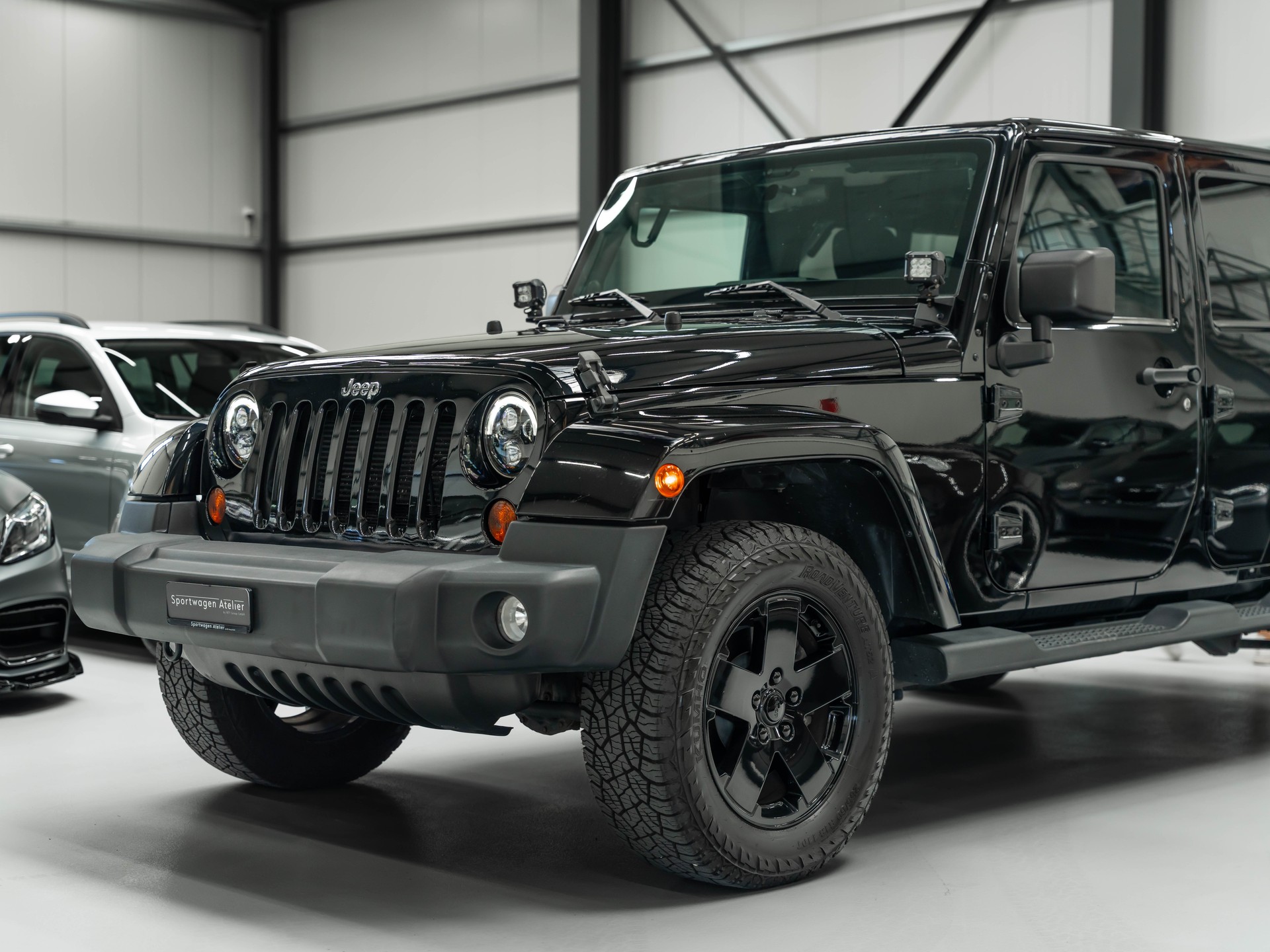 JEEP Wrangler 3.6 Unlimited Arctic Automatic-image-12