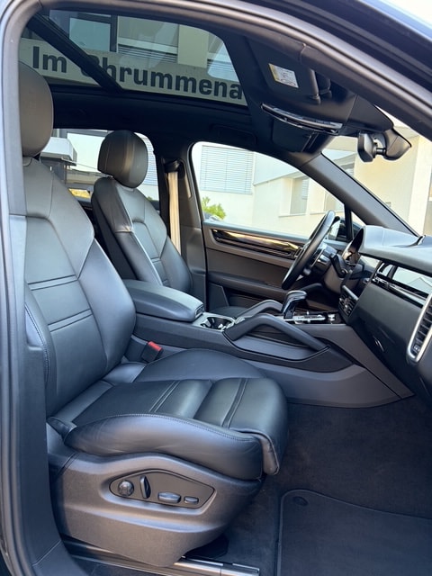 PORSCHE Cayenne E-Hybrid Platinum Edition-image-4