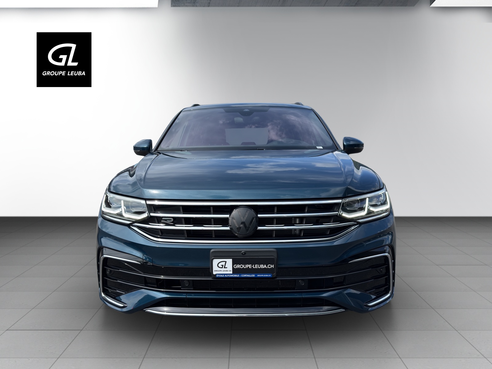 VW Tiguan 2.0TSI R-Line 4M-showroom-element-2