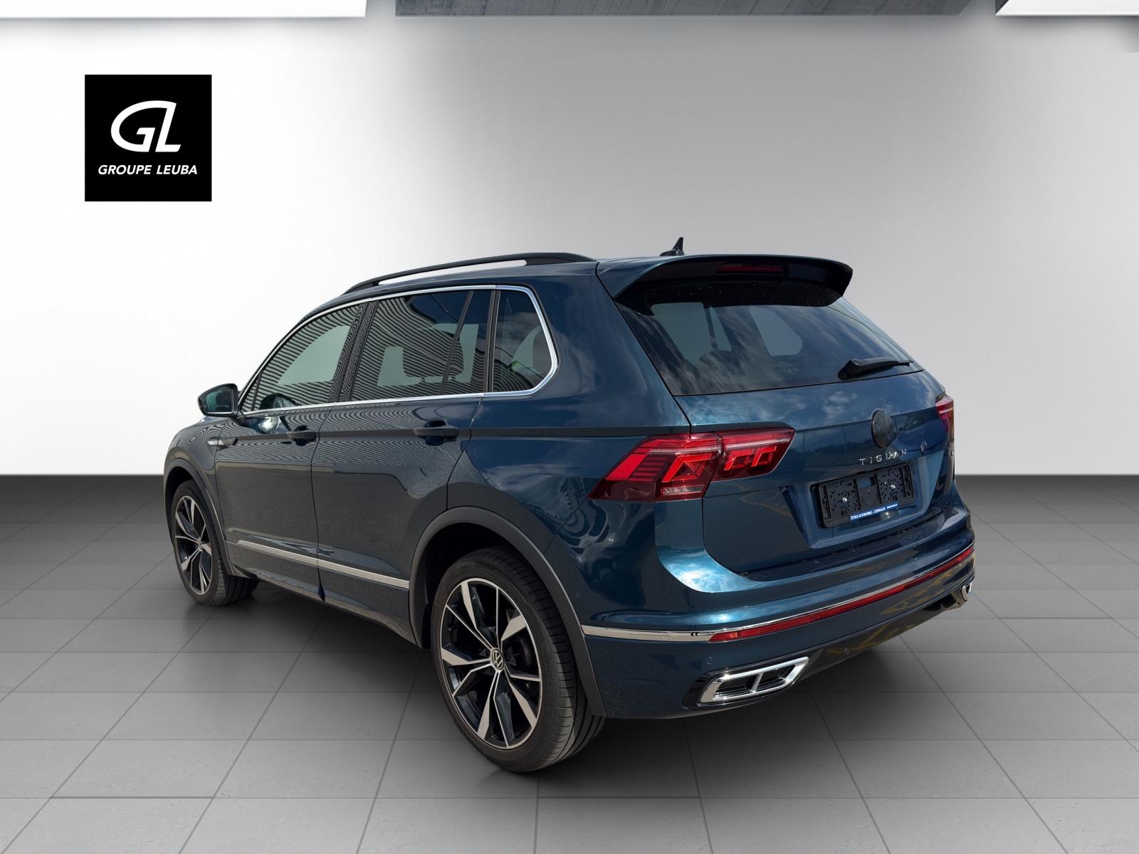 VW Tiguan 2.0TSI R-Line 4M-showroom-element-1